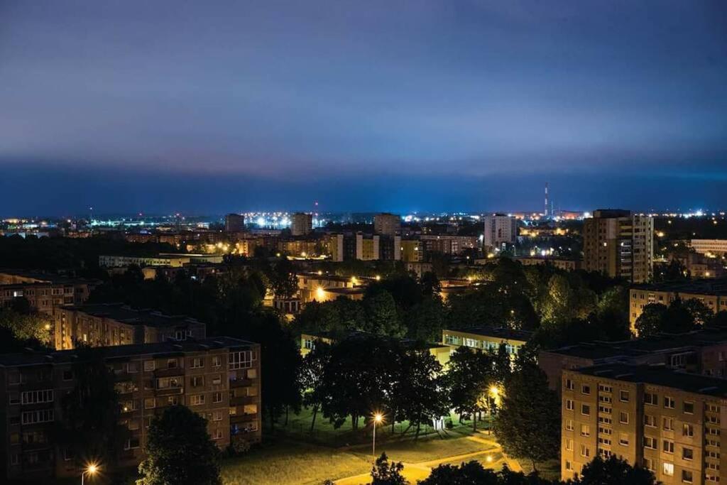Lyra63 Large 80Sq M Top 14 Floor Szawle Zewnętrze zdjęcie