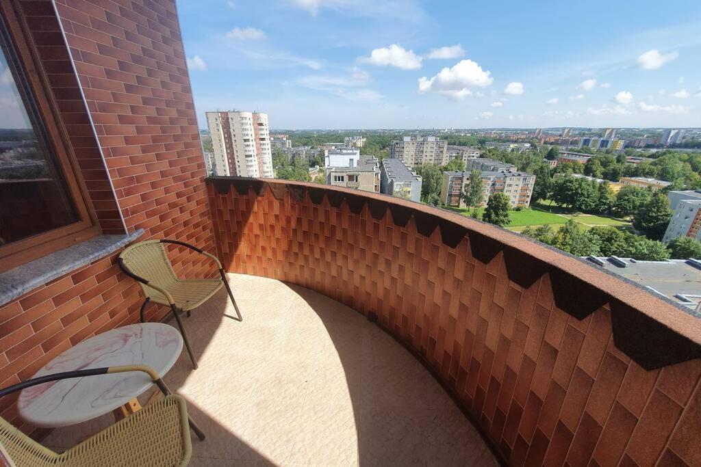Lyra63 Large 80Sq M Top 14 Floor Szawle Zewnętrze zdjęcie
