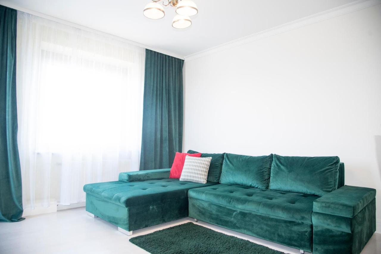 Lyra63 Large 80Sq M Top 14 Floor Szawle Zewnętrze zdjęcie